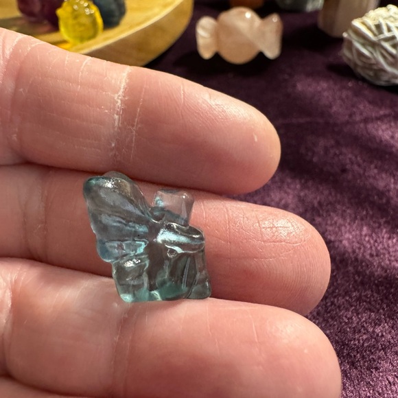 Mini Flourite Carving - Picture 10 of 16